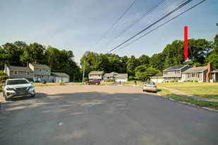 34 Roberta Rd, North Haven, CT 06473 - Photo 36