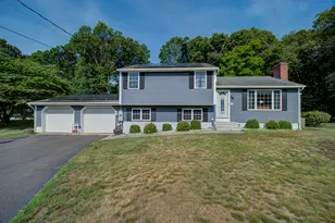 34 Roberta Rd, North Haven, CT 06473 - Photo 1
