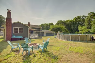 34 Roberta Rd, North Haven, CT 06473 - Photo 2