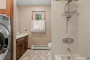 11a Greenlawn Dr, Fairfield, CT 06825 - Photo 8