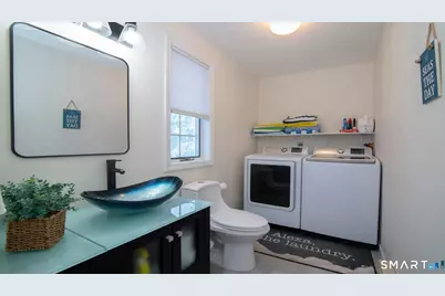 12 Middlefield Street, Groton, CT 06340 - Photo 10