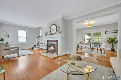 218 Knickerbocker Avenue, Stamford, CT 06907 - Photo 1