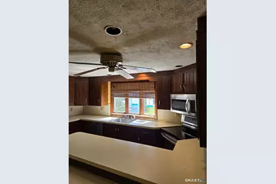 4 Woodland Drive, Wolcott, CT 06716 - Photo 12