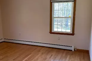 13 Curtis St, Norwich, CT 06360 - Photo 10