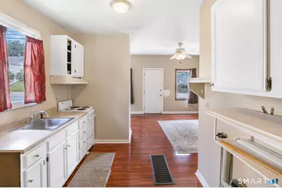 385 Putnam Pike, Killingly, CT 06241 - Photo 26