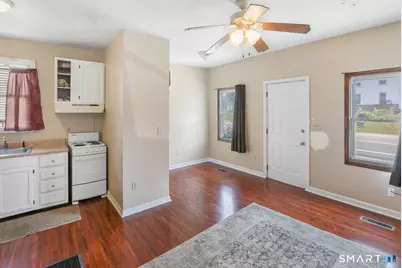 385 Putnam Pike, Killingly, CT 06241 - Photo 18