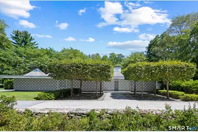 565 Oenoke Ridge, New Canaan, CT 06840 - Photo 2