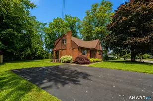 7 Olson Ave, Cromwell, CT 06416 - Photo 2