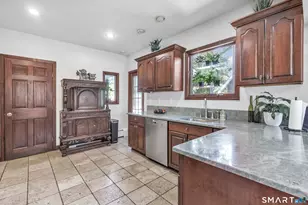2 Winthrop Ave, Norwalk, CT 06851 - Photo 16