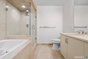 2435 Bedford St, Stamford, CT 06905 - Photo 10