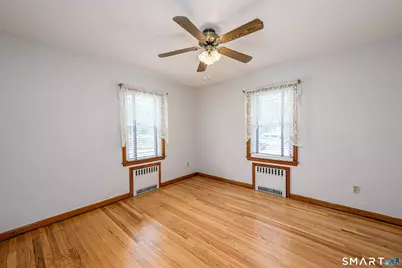 106 Bryden Terrace, Hamden, CT 06517 - Photo 24