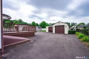 106 Bryden Terrace, Hamden, CT 06517 - Photo 32