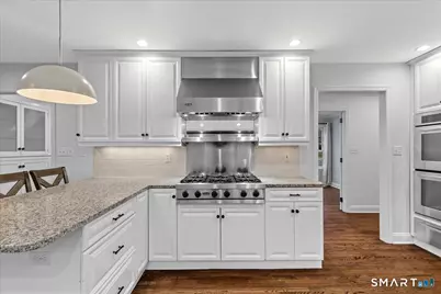 116 Scarlet Oak Drive, Wilton, CT 06897 - Photo 4