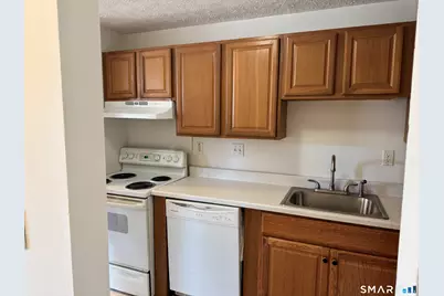 149 Canton Street #23, West Haven, CT 06516 - Photo 6