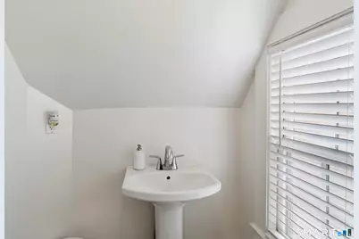 653 Winchester Avenue, New Haven, CT 06511 - Photo 28