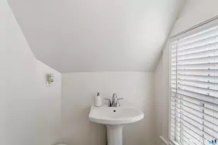 653 Winchester Ave, New Haven, CT 06511 - Photo 28
