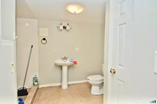 64 St Andrew Ave, East Haven, CT 06512 - Photo 16
