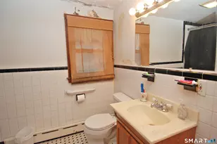 64 St Andrew Ave, East Haven, CT 06512 - Photo 12