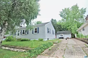 64 St Andrew Ave, East Haven, CT 06512 - Photo 2