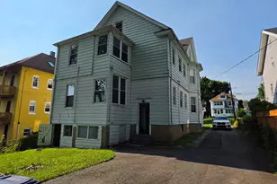 23 Sharon St, Hartford, CT 06112 - Photo 12