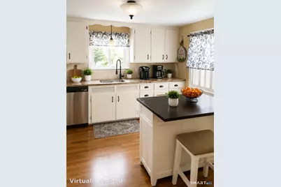 321 Middle Turnpike West, Manchester, CT 06040 - Photo 6