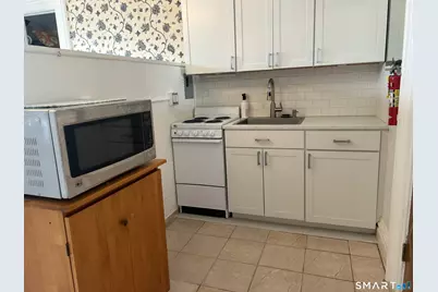 40 Franklin Street #8, New London, CT 06320 - Photo 2