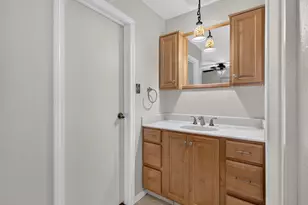 23 Chase Oak Ct, Groton, CT 06340 - Photo 16