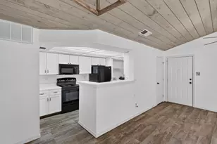 23 Chase Oak Ct, Groton, CT 06340 - Photo 10
