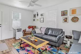 69-1/2 Franklin St, Ansonia, CT 06401 - Photo 10