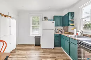69-1/2 Franklin St, Ansonia, CT 06401 - Photo 14