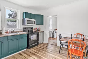 69-1/2 Franklin St, Ansonia, CT 06401 - Photo 12