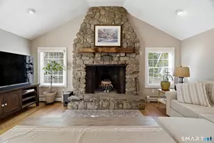 313 Old Post Rd, Fairfield, CT 06824 - Photo 2