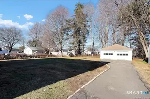 77 E Broad St, Plainville, CT 06062 - Photo 10