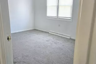 25 Savin Park, West Haven, CT 06516 - Photo 10