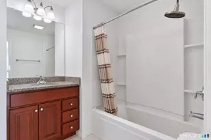 27 Riverview Ct, Brookfield, CT 06804 - Photo 14