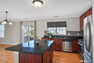 27 Riverview Ct, Brookfield, CT 06804 - Photo 4