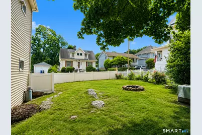 5 Florence Street, West Haven, CT 06516 - Photo 2