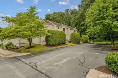 17 Parkwoods Drive #17, Norwich, CT 06360 - Photo 30