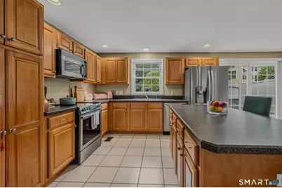17 Parkwoods Drive #17, Norwich, CT 06360 - Photo 10