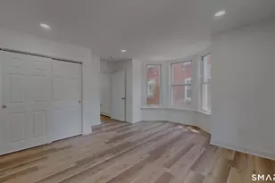 24 Bond St, Hartford, CT 06114 - Photo 20