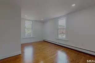 24 Bond St, Hartford, CT 06114 - Photo 10