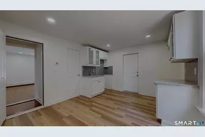 24 Bond Street, Hartford, CT 06114 - Photo 6