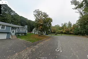 227 Stonybrook Rd, Waterbury, CT 06705 - Photo 2