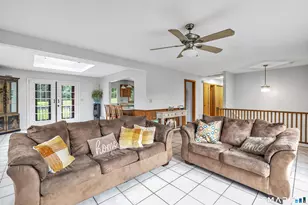 9 Benz St, Ansonia, CT 06401 - Photo 6