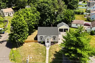 110 Minturn Rd, Bridgeport, CT 06606 - Photo 2