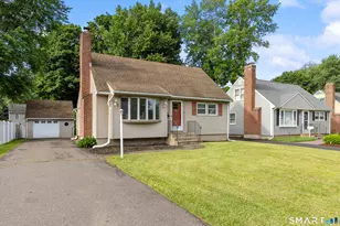 39 Whiteside St, Newington, CT 06111 - Photo 2