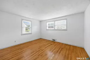 39 Whiteside St, Newington, CT 06111 - Photo 18