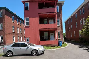 137-139 Babcock St, Hartford, CT 06106 - Photo 2