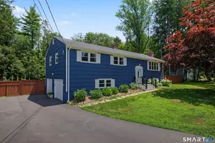 1399 Long Hill Rd, Guilford, CT 06437 - Photo 2