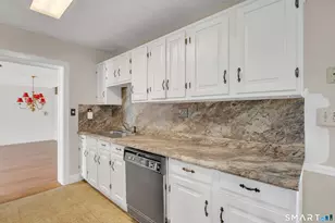 12 Sunnieside Dr, East Lyme, CT 06357 - Photo 14